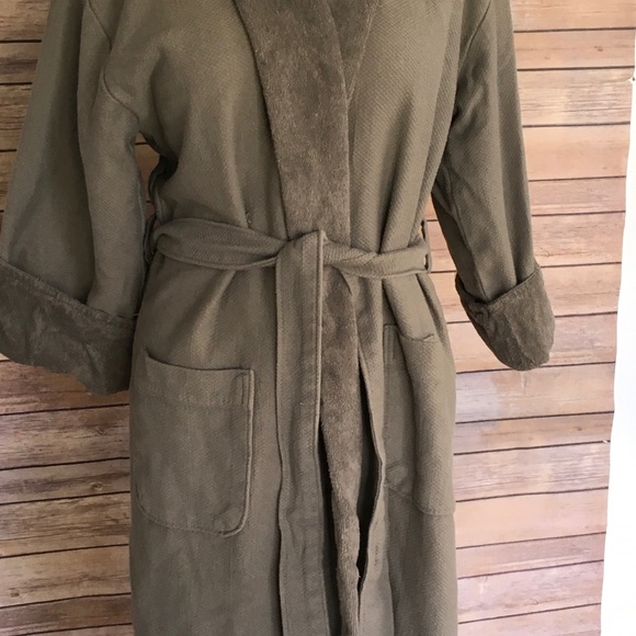 Pottery Barn Heavy Terry Lined Waffle Resort Robe - Picture 3 of 6